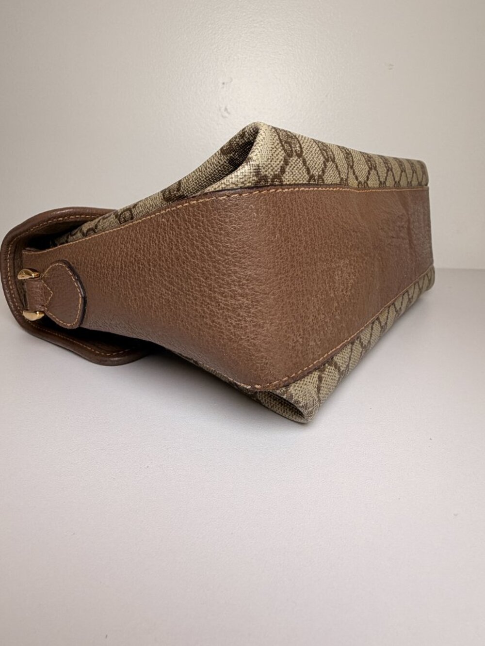 Gucci GG Supreme Monogram Crossbody Bag Brown Canvas Leather Flap Vintage Style - Picture 5 of 13